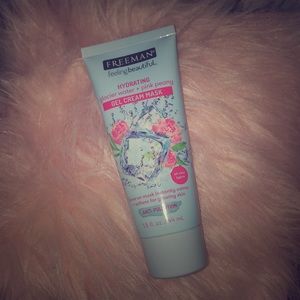 Freeman’s face mask